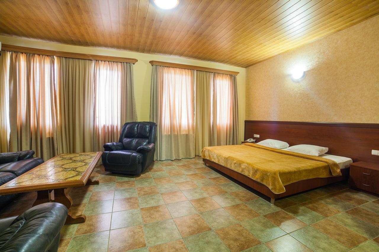 Zedazeni Hotel Mtskheta Exterior foto